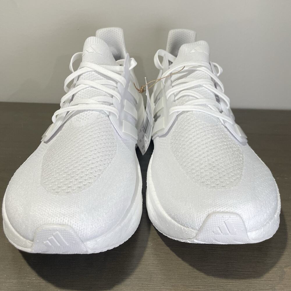 Adidas Mens Size 14 Shoes NEW Ultraboost 5 Running Triple White ID8813 - Picture 4 of 10